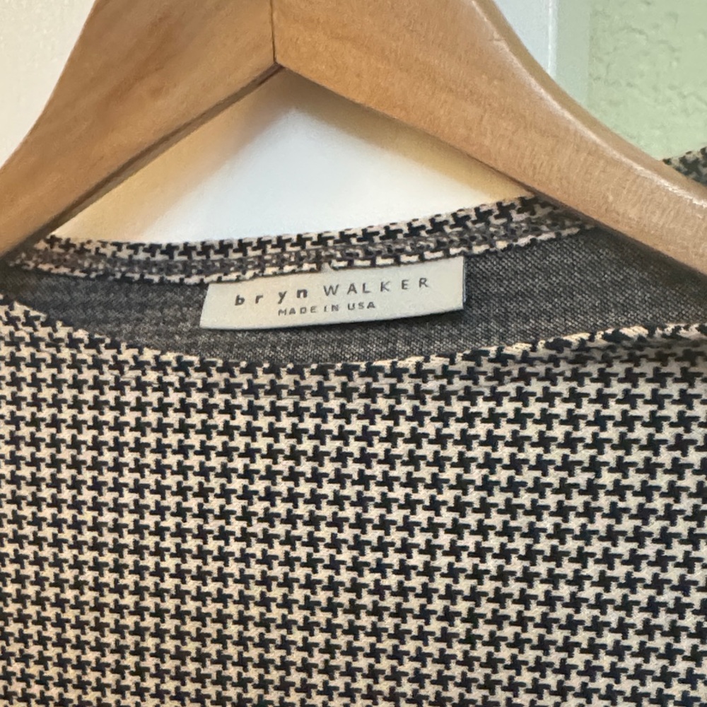 bryn Walker Black and Cream Houndstooth Tunic Top Size L